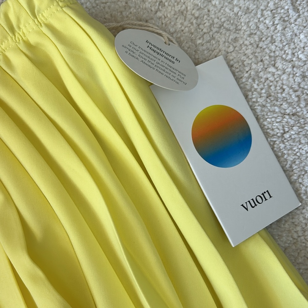 Vuori Clementine Pleated Skirt 15”-NWT!! - Picture 7 of 10
